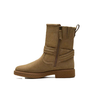 Clarks 26182890 Nella Mid Dark Sand מגפי נשים קלארקס