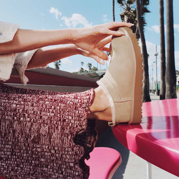 UGG Classic Micro Sand קלאסיק מיקרו סנד לנשים