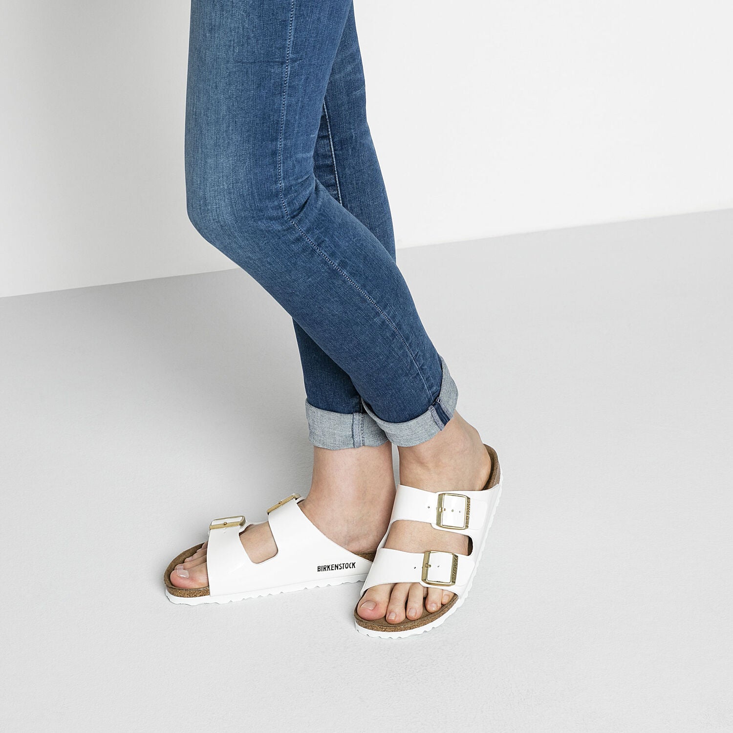 Birkenstock Arizona BF Patent White LS בירקנשטוק כפכפי נשים אריזונה לבן