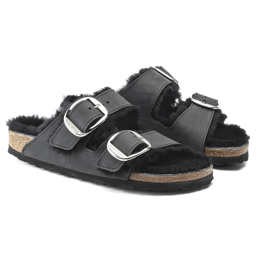 Arizona Big Buckle Shearling Black בירקנשטוק כפכפי נשים אריזונה אבזם גדול עם פרווה