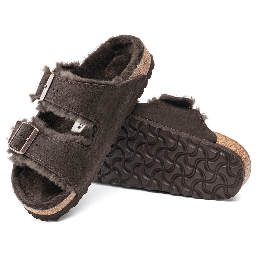 Birkenstock Arizona Fell Mocca בירקנשטוק כפכפי נשים אריזונה עם פרווה