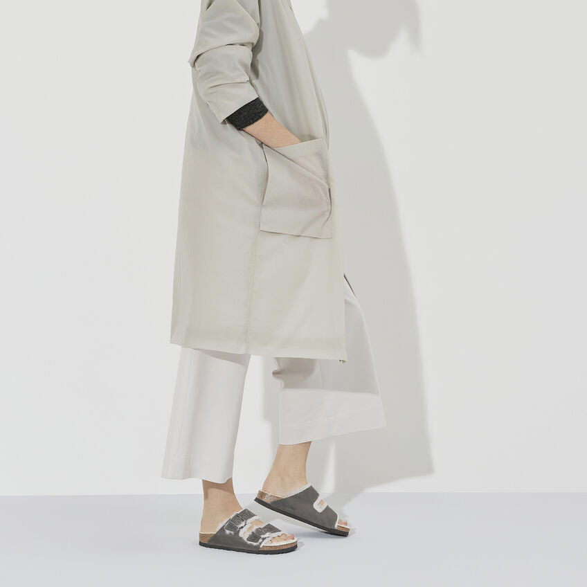 Birkenstock Arizona Fell Iron בירקנשטוק כפכפי נשים אריזונה עם פרווה