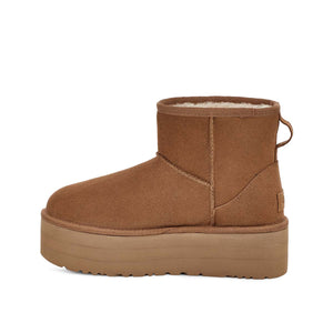 UGG Classic Mini Platform Chestnut מגף נשים פלטפורם חום