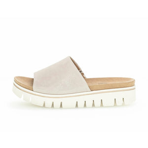 Gabor Slipper beige כפכפי גאבור לנשים