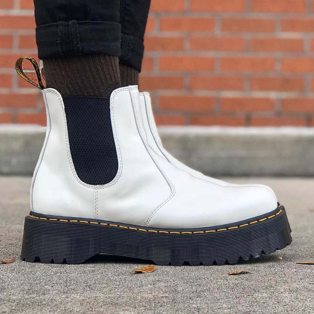 נעלי ד״ר מרטינס Dr. Martens Quad Chelsea Boot Smooth White