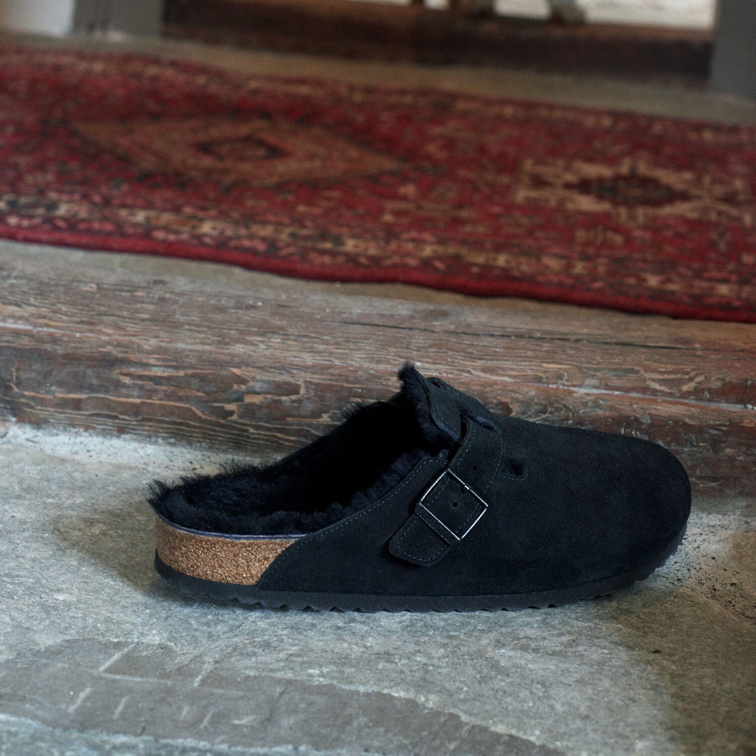 Birkenstock Boston Fur Black כפכפי בירקנשטוק בוסטון פרווה לנשים