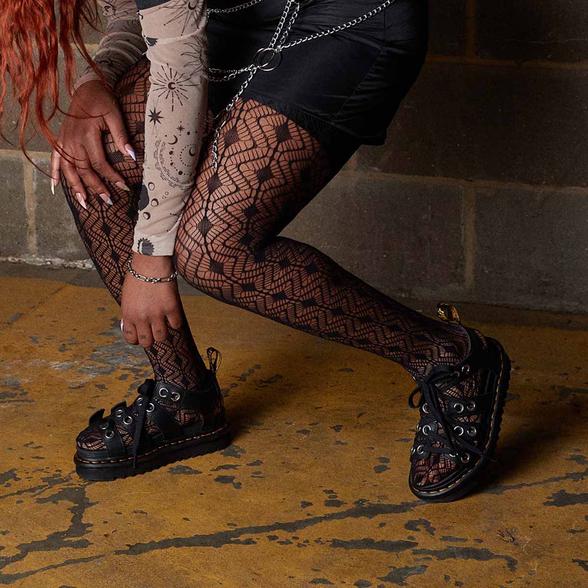 Dr. Martens Blaire Black Athena סנדלי ד"ר מרטינס בלייר