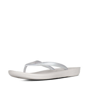 Fit Flop Iqushion Ergonomic Flip Flops Silver פיט פלופ כפכפי נשים