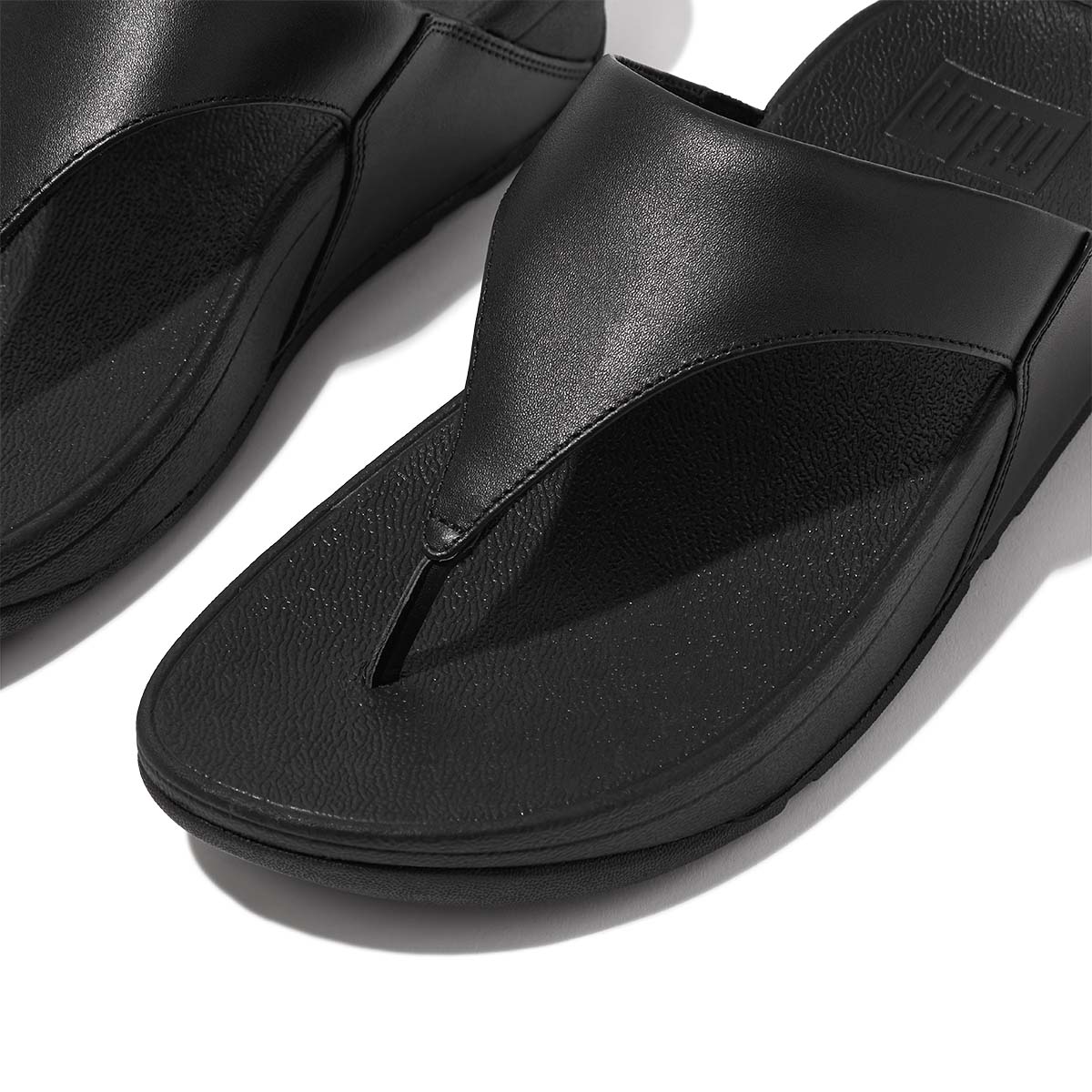 Fit-Flop Lulu Leather Toepost Black פיט פלופ לולו טופוסט שחור