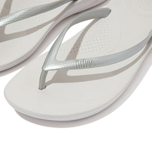 Fit Flop Iqushion Ergonomic Flip Flops Silver פיט פלופ כפכפי נשים