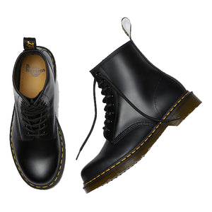 נעלי ד״ר מרטינס Dr. Martens Boot Smooth Black 1460