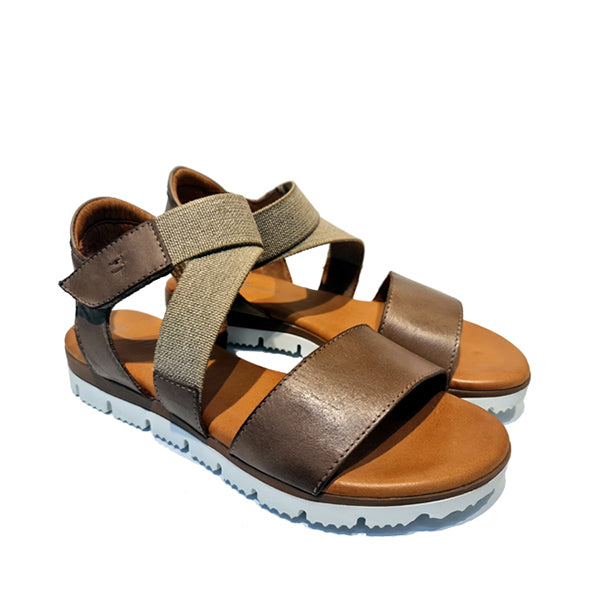 Toni Mondavi Sansa Beige women