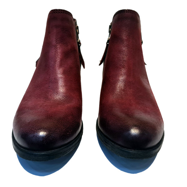 Toni Mondavi Betty Eggplant- מגפוני נשים