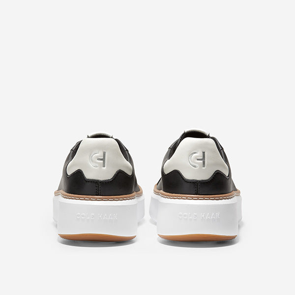 Cole Haan קול האן נעלי נשים Grandpro Topspin Sneaker Black Optc White